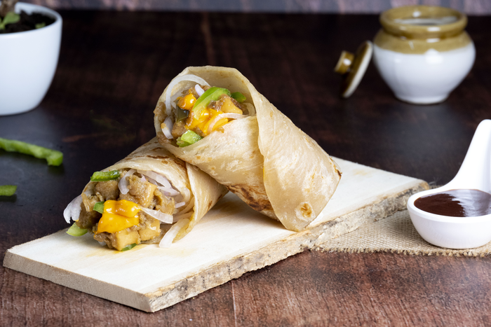 Chilly Paneer Roll