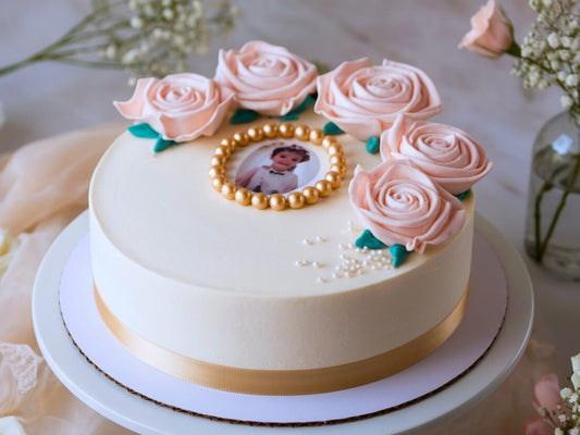 Pearl Rose Cake