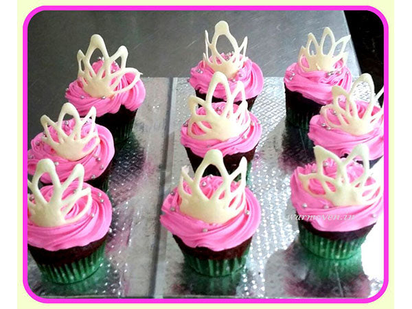 Women's Day Cupcake #1