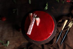 Strawberry Cheesecake, Cake, Bangalore, Hyderabad, Mangalore, Pune, Manipal, Noida, Cuttack, Bhubaneswar, birthday, anniversary, Birthdays and anniversaries