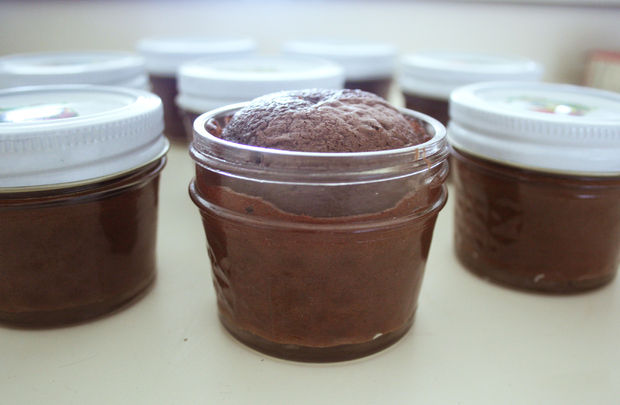 Chocolate cake in a jar