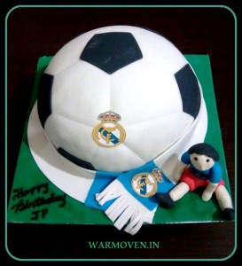 Football with team scarf cake