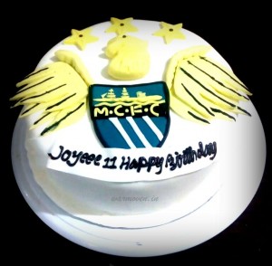 Football team logo cake