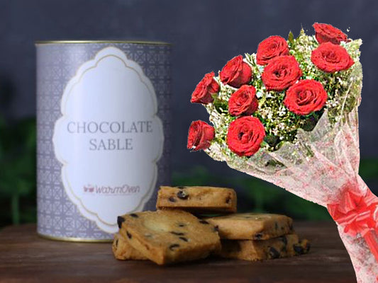 Valentino Chocolate Sable | 10 Roses Combo