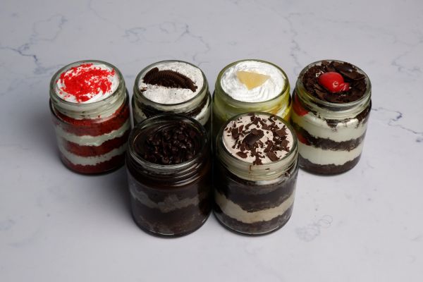 Chocolate Indulgence: Combo of 6 Dessert Jars